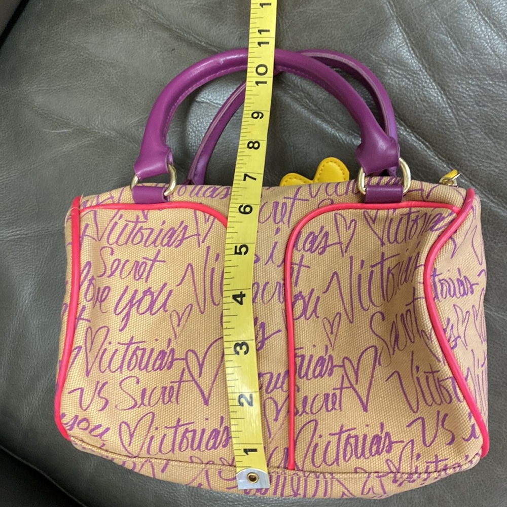Victoria’s Secret i love  you handbag - Picture 10 of 12